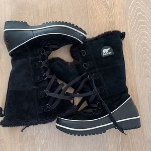 Sorel Tivoli Mid Calf Winter Boots